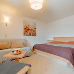 Rose By Interhome Apartman